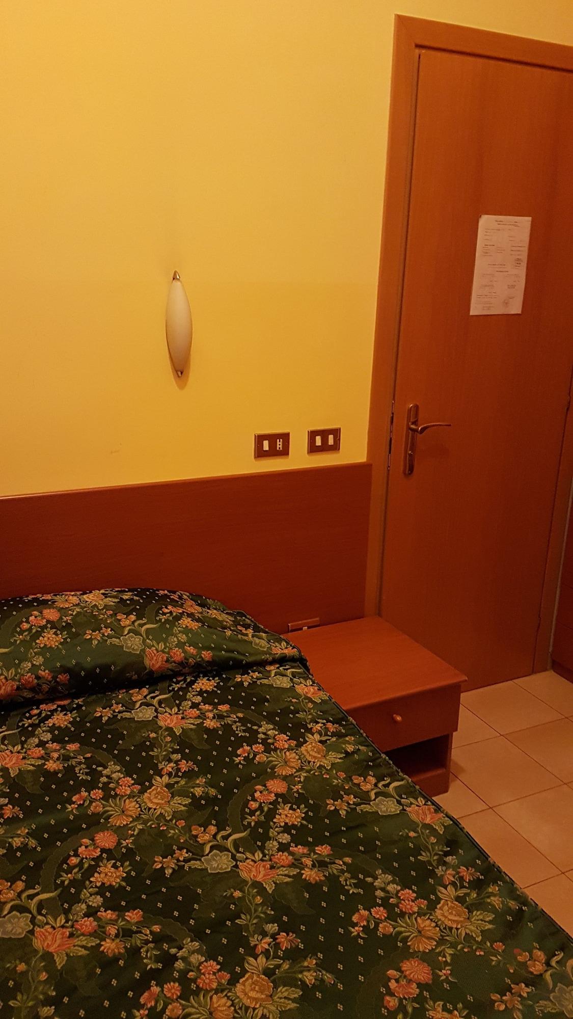Comfort Affittacamere 3*